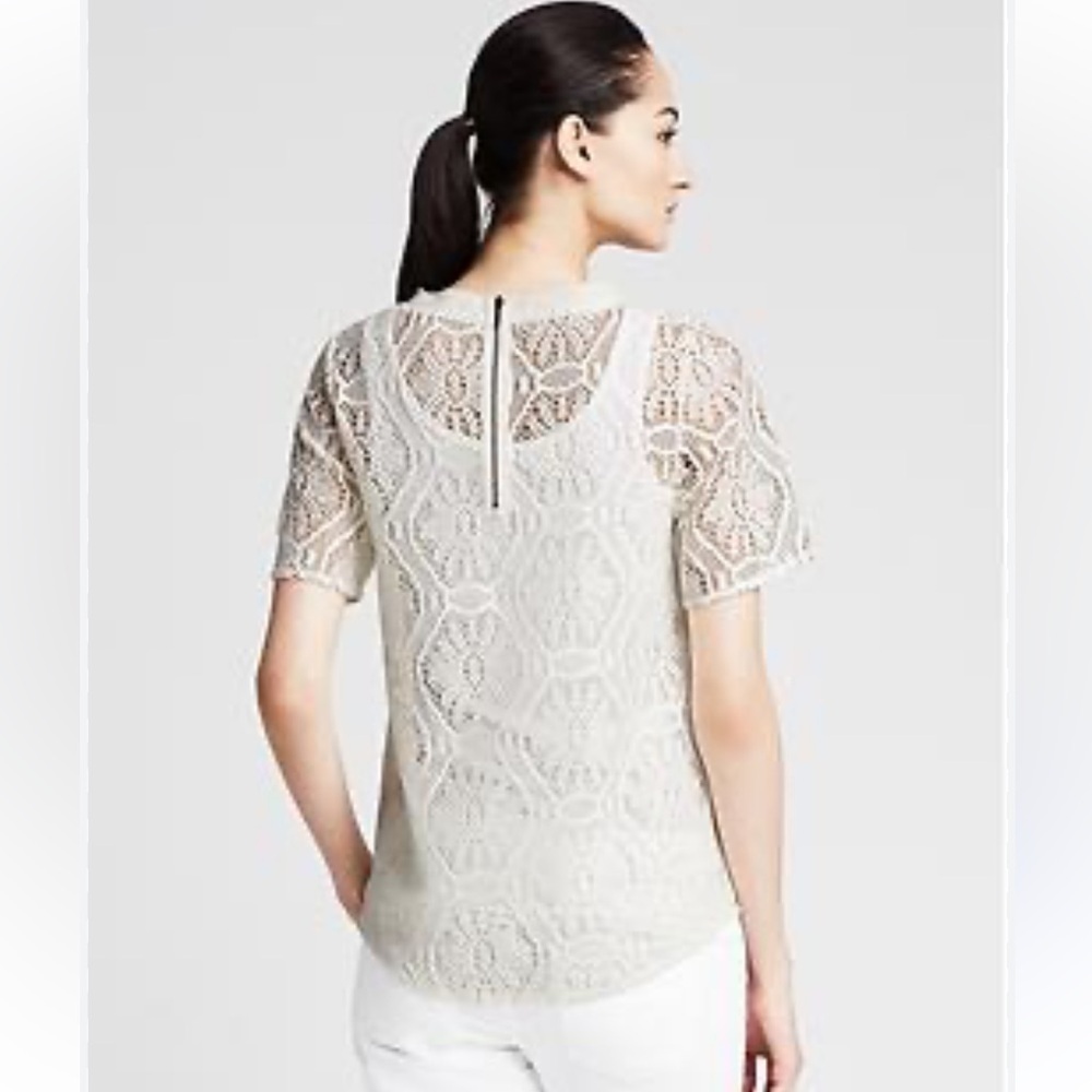 Banana Republic white lace shirttail blouse small